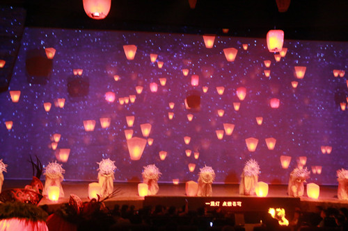 松下高亮工程投影机“装扮”诸葛古镇