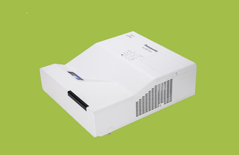 松下超短焦液晶投影机PT-GX331C系列面市